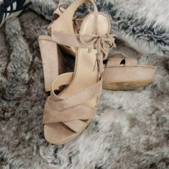 Seven DialS Naomi Suede Tan‎ Chunky Heel Sandals - Picture 2 of 8